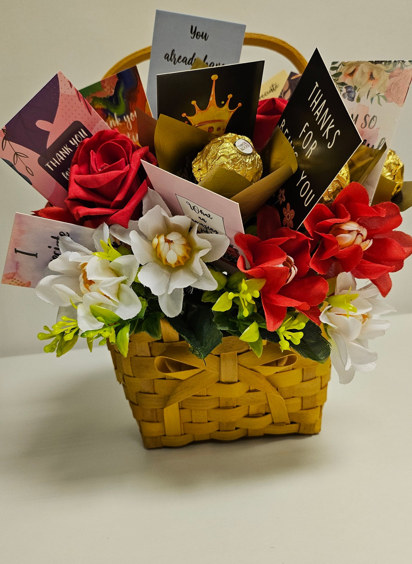 The Deluxe 'Big Basket of Thanks'